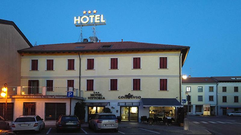 Hotel Vittoria San Giorgio di Nogaro Exterior photo